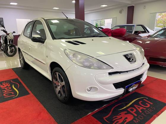 PEUGEOT 207 1.4 XR 8V FLEX 4P MANUAL PEUGEOT 207 1.4 XR 8V FLEX 4P MANUAL